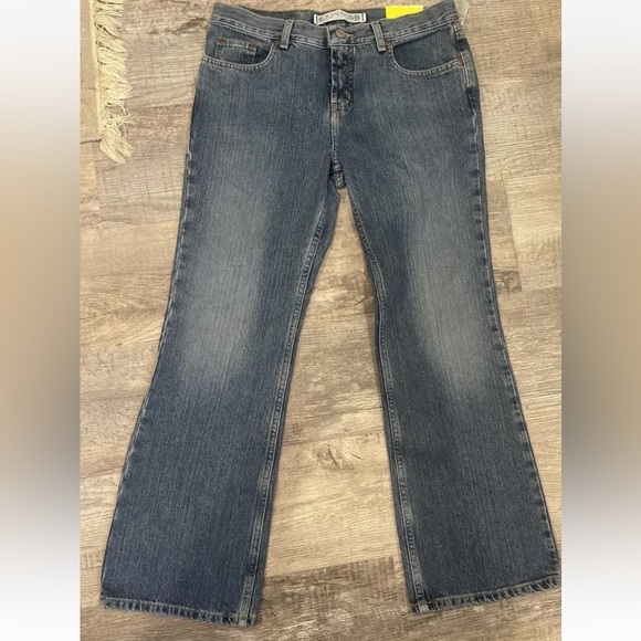 Express Women’s Low Rise Flare Jeans Precision Fit Boho Pants Sz 9/10 NWT - Picture 1 of 2